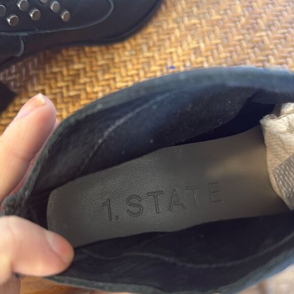 1. State black leather grommet black bootie 6 - Picture 7 of 10